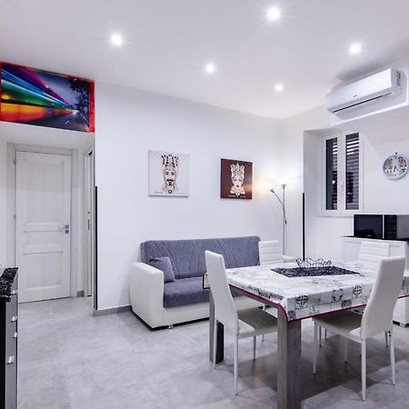 Kemonia Charme House Apartment Palermo Bagian luar foto