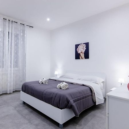 Kemonia Charme House Apartment Palermo Bagian luar foto